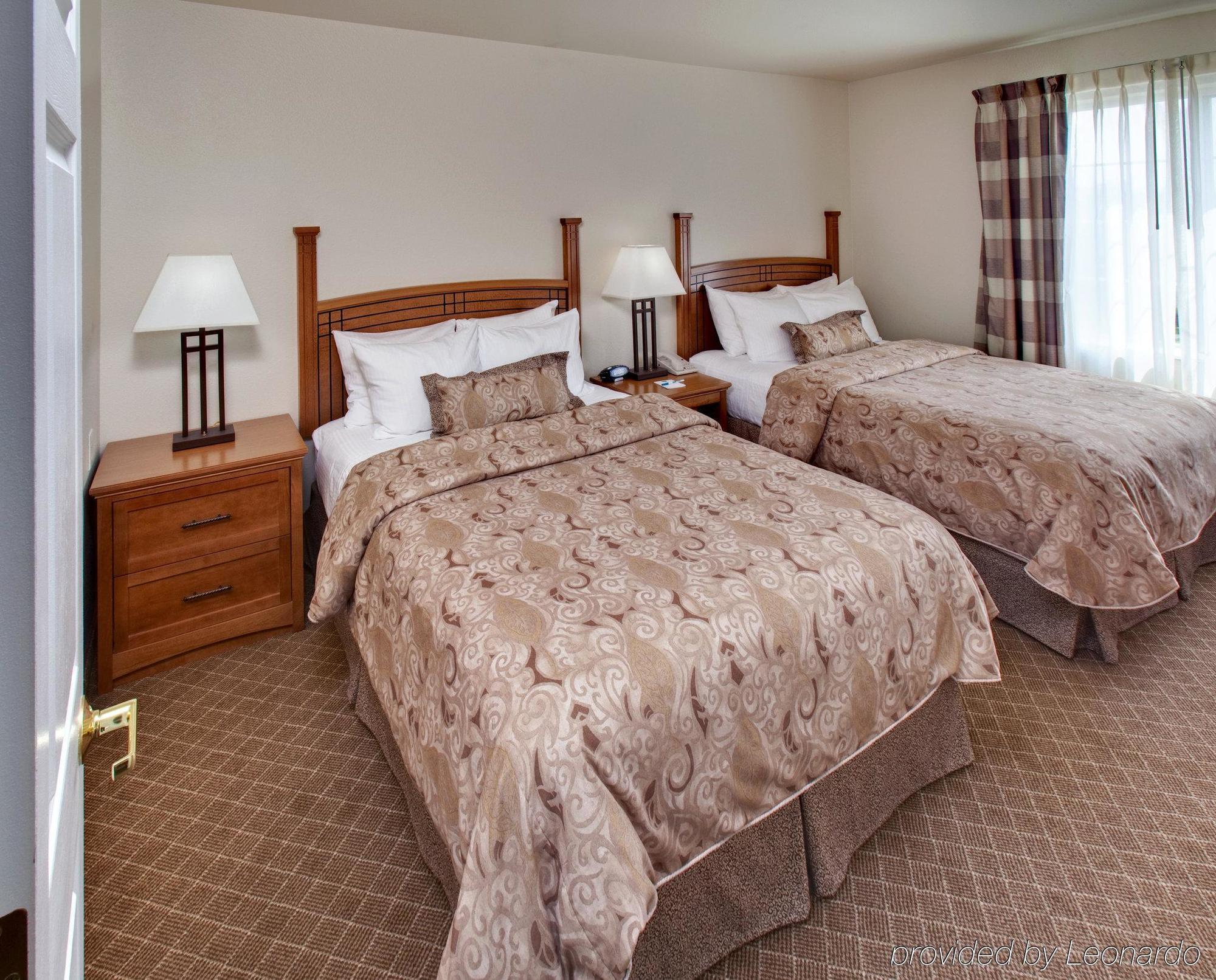Staybridge Suites Sioux Falls At Empire Mall By Ihg Room photo