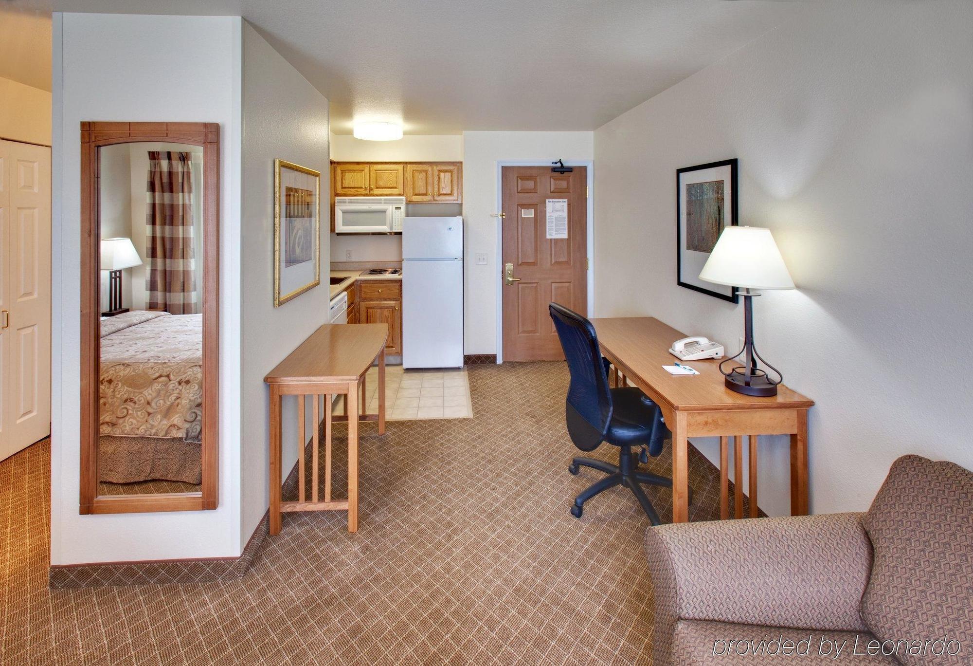 Staybridge Suites Sioux Falls At Empire Mall By Ihg Room photo