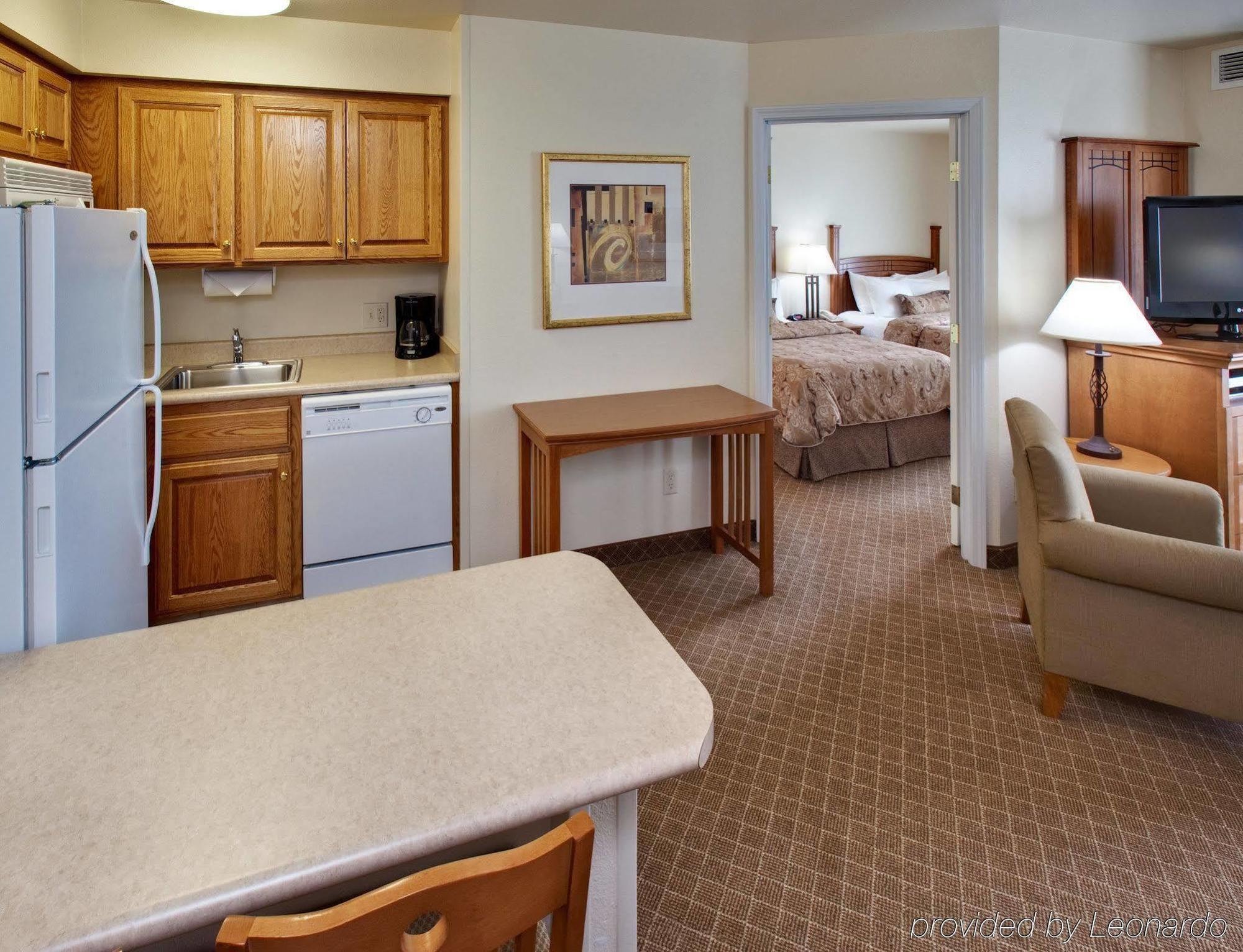 Staybridge Suites Sioux Falls At Empire Mall By Ihg Room photo
